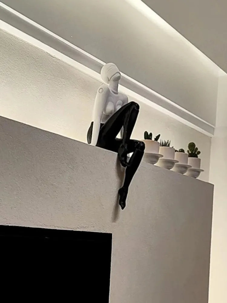 Modern Figurines Minimalism Art Miniatures Luxury Creative Ornaments for Bedroom Aesthetic Room Decor Original and Funny Gifts