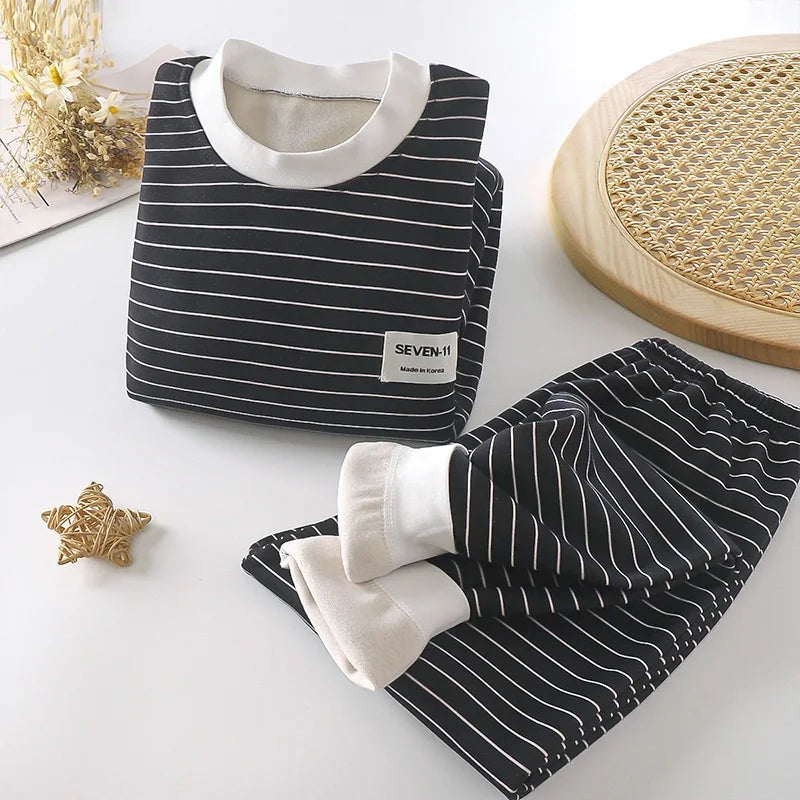 Children's Home Clothing, Autumn and Winter Warm Clothes, Girls' Long Sleeved Top with Plush Bottom, Boys' Top and Pants Set
