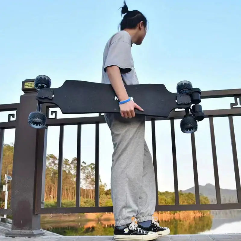 Dual motor off-road electric skateboard, 4-wheel all-terrain belt drive electric longboard