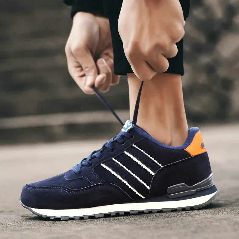 Men Suede Leather Sneakers Men Classical Running Shoes Lightweight Comfortable Outdoor Sport Shoes Breathable Flat Jogging Shoes