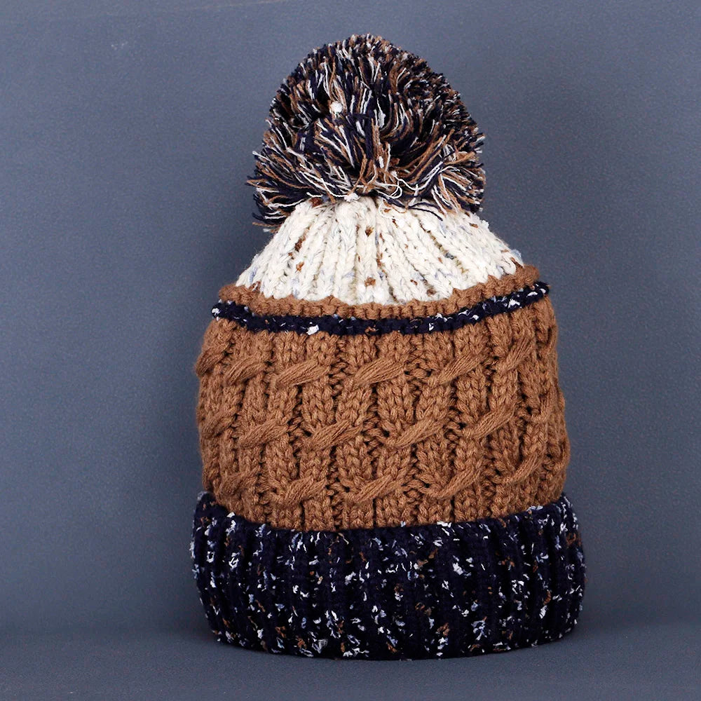 2024 skiing Cashmere Woman Winter Hat Autumn Beanies With Pompom Warm Wool Skullies fashion acrylic beanies winter hat