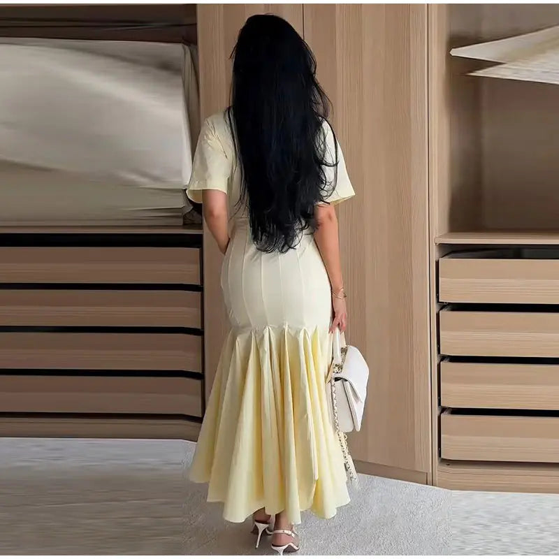 Elegant Pleated Waist-cinching Long Dress Women's Sexy V-neck Short Sleeve Bodycon Dresses 2026 Summer New Lady Solid Robes