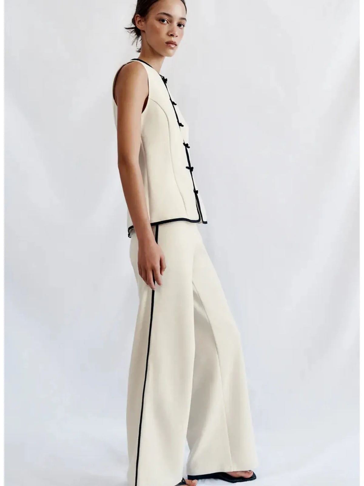 No-Sleeve round Neck Rope Knot Top with Wide Leg Pants Straight Cut Color Block Design Women's Fashion Set Autumn Collection