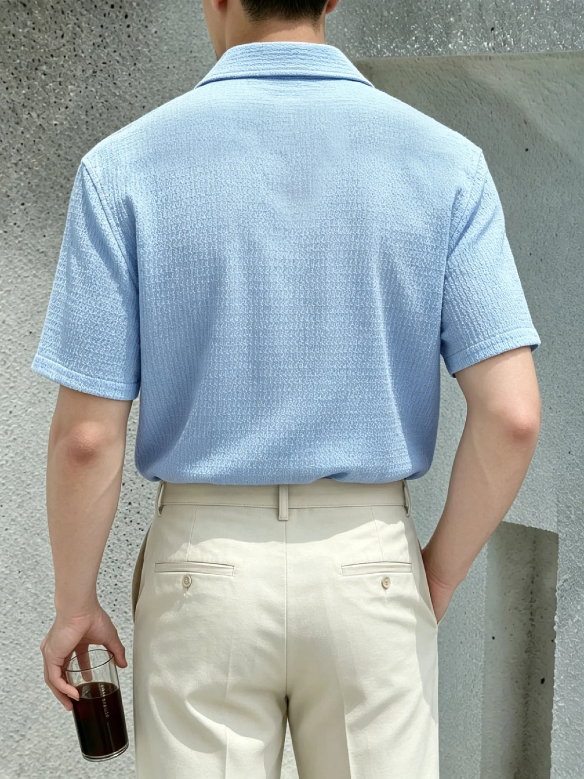 Men's Minimal Commute Textured Short Sleeve Shirt, Lapel Button Placket, Crinkle Breathable Fabric, Elegant Top for Office Daily