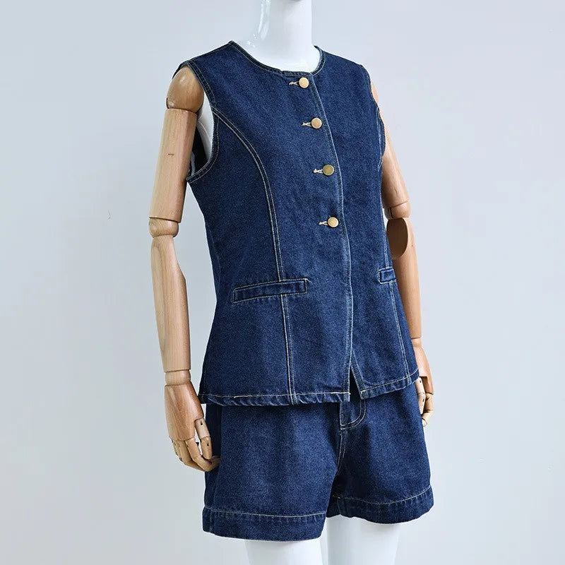 2026 Denim Shorts Suit Women Streetwear Outfits Distressed Top Sleeveless Round Collar Single Breasted Short Pants 2 Piece Sets