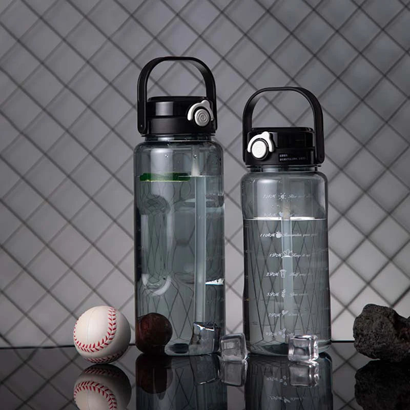 1.5/2Liter Sport Straw Water Bottle With Time Scale Plastic Summer Cold Juice Water Cup Large Capacity Portable Travel Bottles