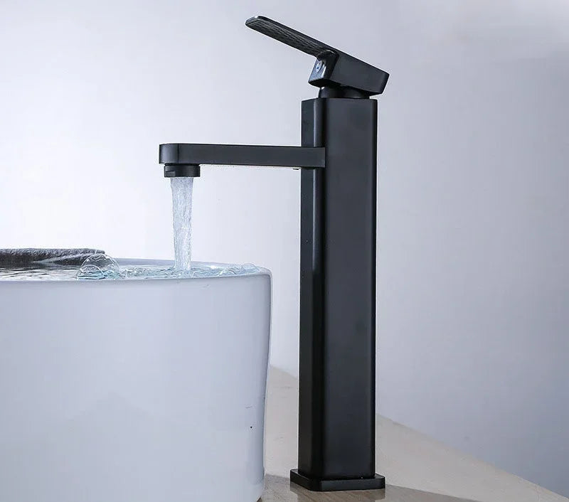Stainless Steel Basin Faucets Single Hole Bathroom Faucet Single Handle Mixing Tap Toilet Hot and Cold Countertop Mixer Tap