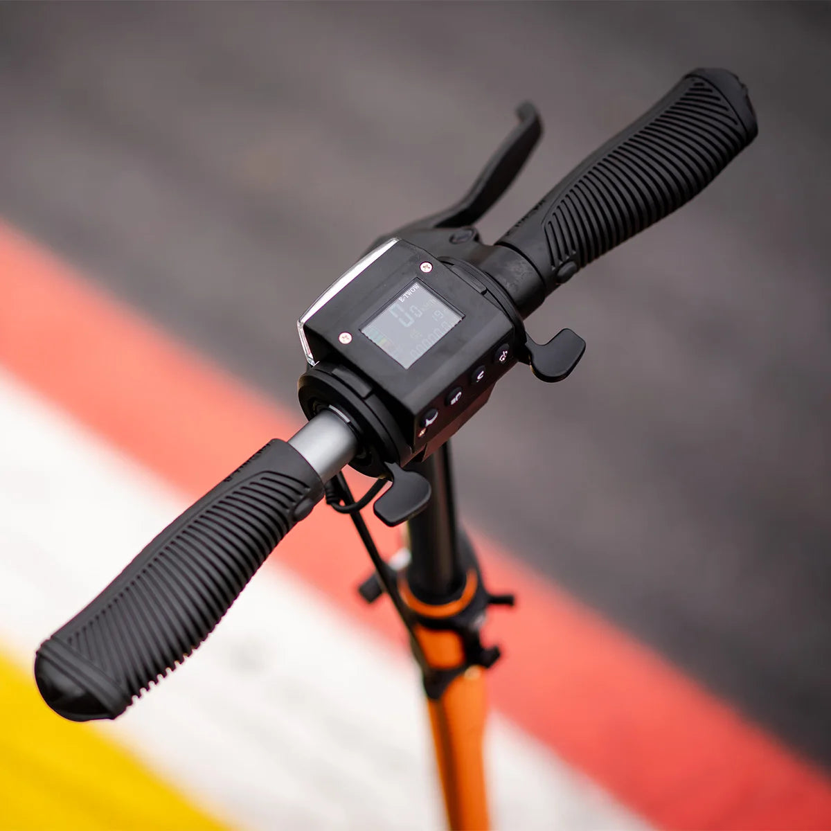 Newest Original E-TWOW GT Sport Version 700W Motor 48V 9.6 Ah E TWOW Li-ion Battery Electric Scooter
