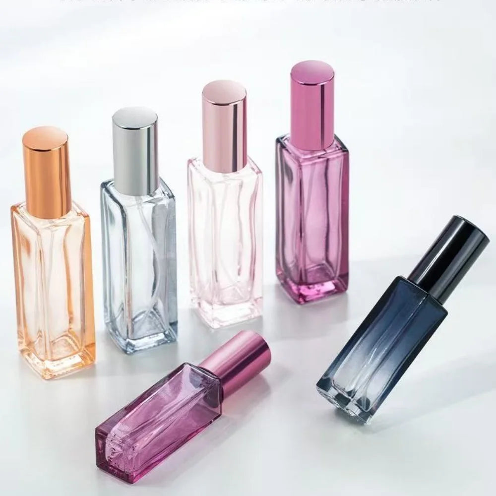 5ml / 10ml / 20ml Perfume Spray Bottle Vacuum Glass Atomizer, Which Can Be Refilled With Original Liquid and Stored for Travel.