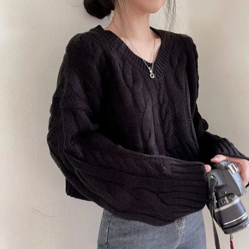Vintage Twist Cropped Sweater Pullover Women Autumn Winter Loose V-Neck Knitted Jumper Lazy Style Classic Long Sleeve Knitwear