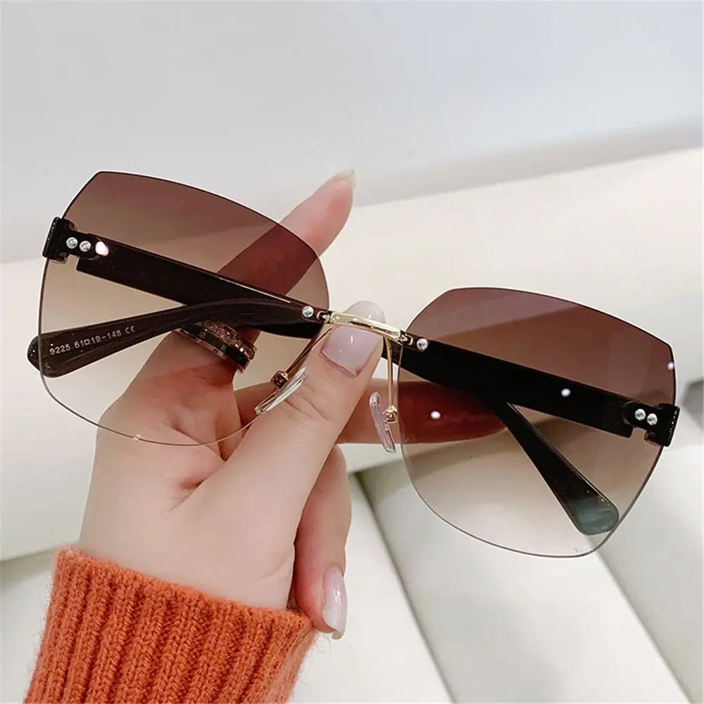 Vintage Rimless Sunglasses 2024 Women Gradient Sunglasses  Summer Shades Fashion UV400  Frameless Sun Glasses Ladies Eyeglasses