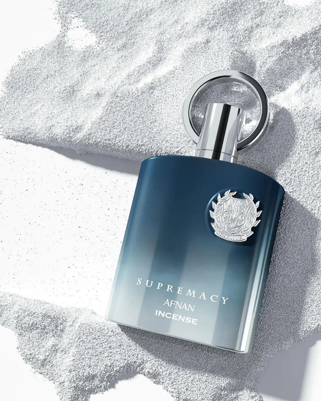 Afnan Supremacy Lncense Blends Smoky Frankincense With Earm Sandalwood. Moderate Intensity & All-day Lasting Power, Ideal For Office Work, Business Meetings, Delivering Calm And Authoritative Masculine Charm.Impeccable For Da