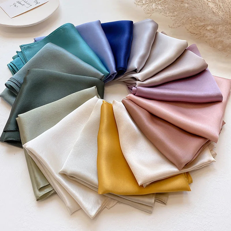 Nature Silk Neck Scarves Lady Foulard Lovely Strawberry Print 100% Real Silk Square Scarf for Women Bag Ribbon Hairband Kerchief