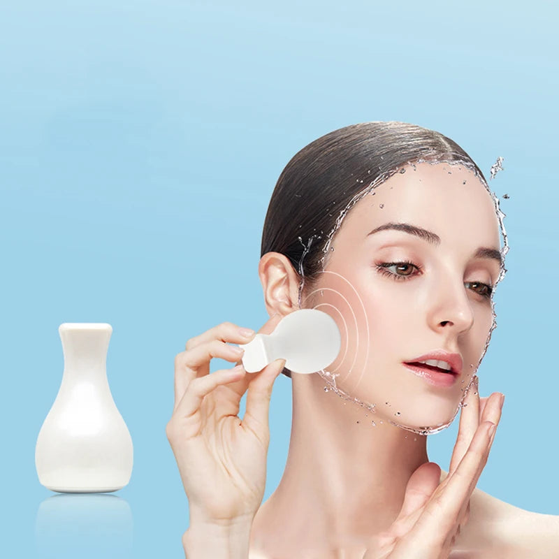 1 Set of handheld facial cold compress beauty instrument Physical ice cream care tool Ice Cream small ice hammer ice compress in