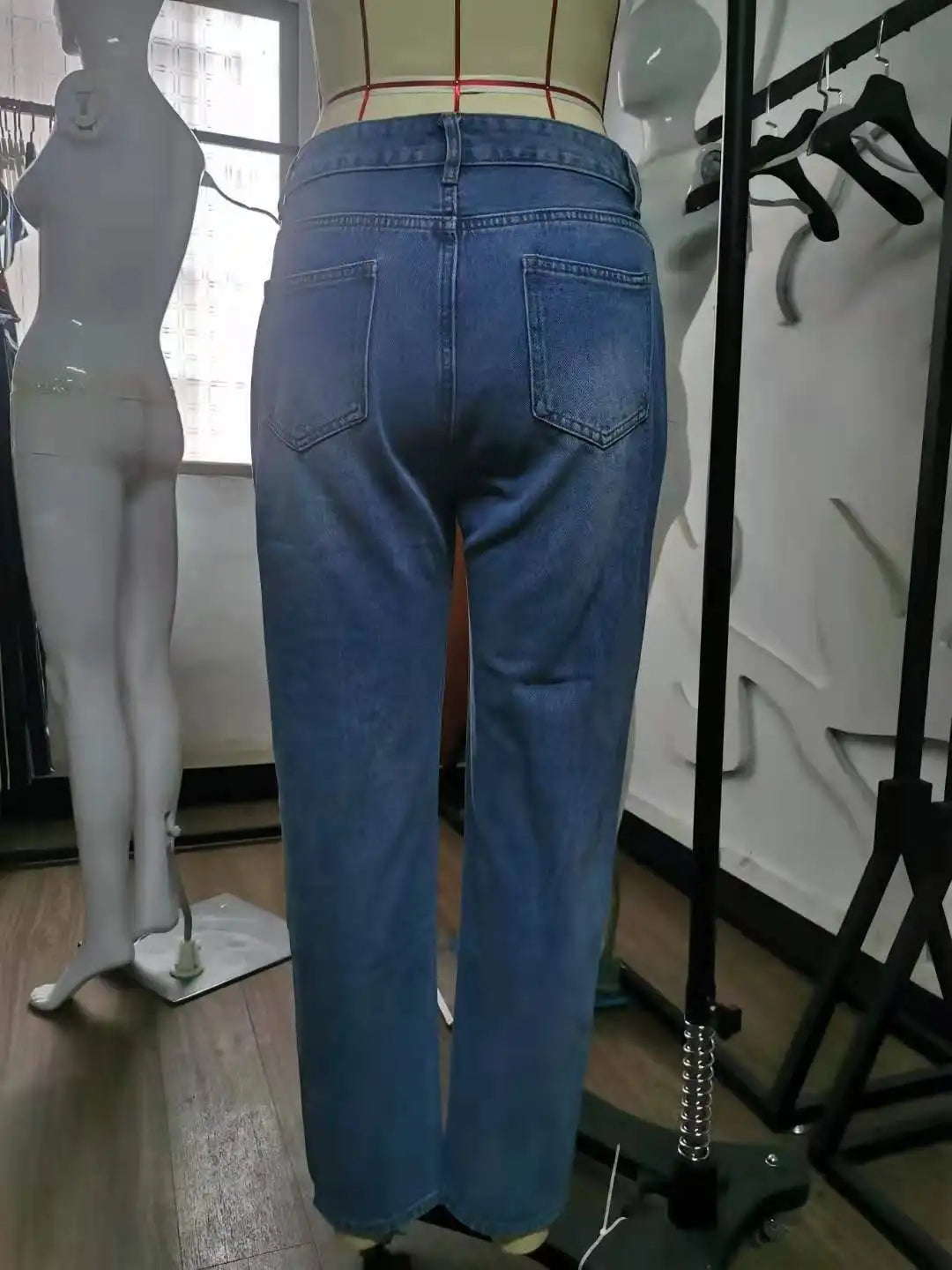 Summer 2026 Women's Casual Washed Ripped Straight Leg Jeans Street Style New Arrival