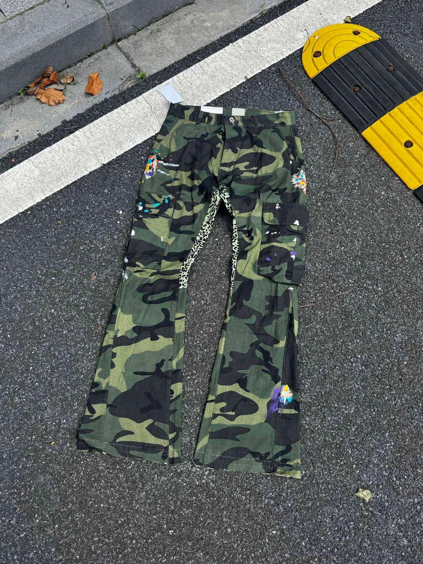 2025 Top Quality GPT Retro Distressed Soiled Ink-splashed Flared Jeans Men Casual Staight Washed Jeans Denim Pants Trousers