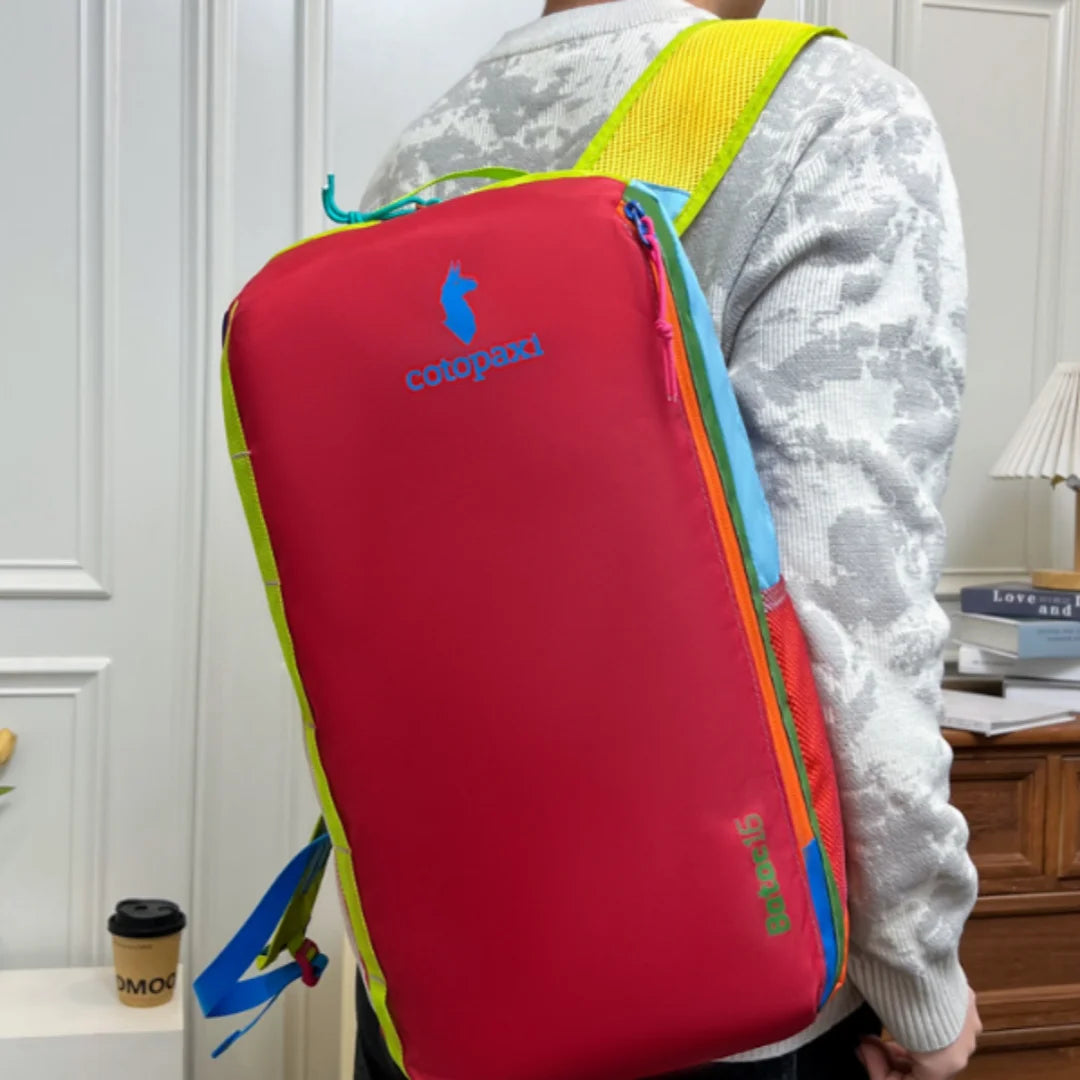 Women's Lightweight Outdoor Sports Backpack Large Capacity Travel Hiking Mountain Climbing Bag Camel Dopaamine Daypack