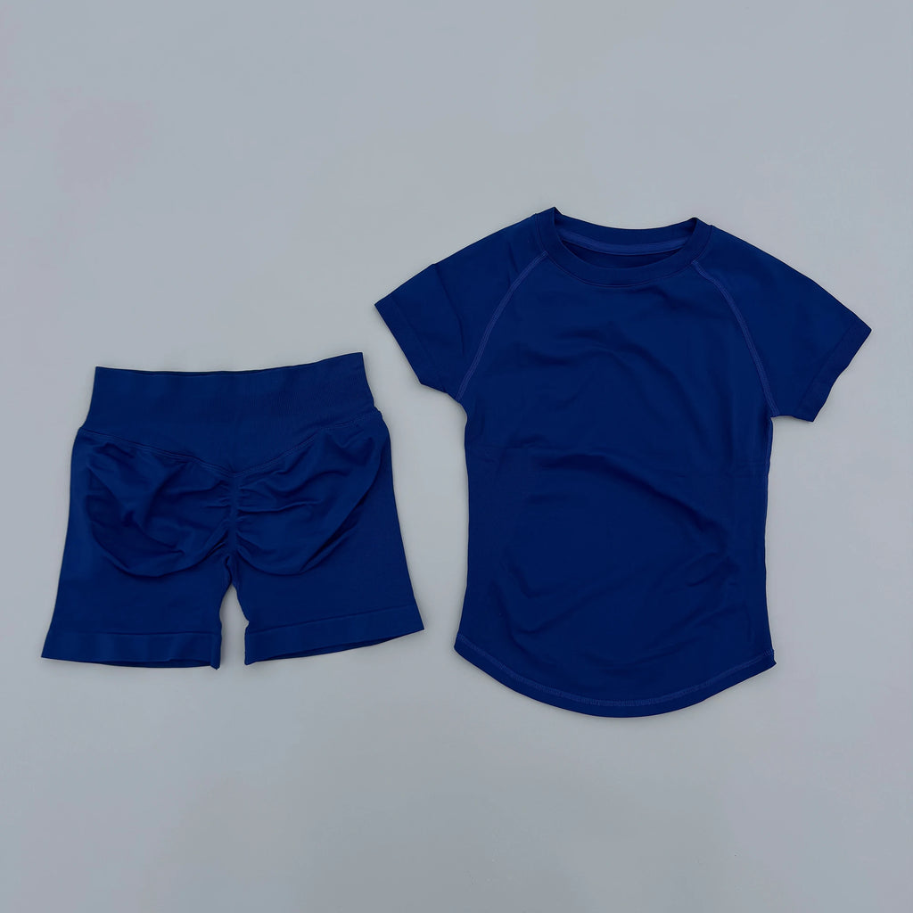 SWEAT UNDFYNE 2 Pieces Sports Sets Short Sleeve Seamless Yoga Top Fitness Set Women Workout Running Sports Shorts Gym Suit