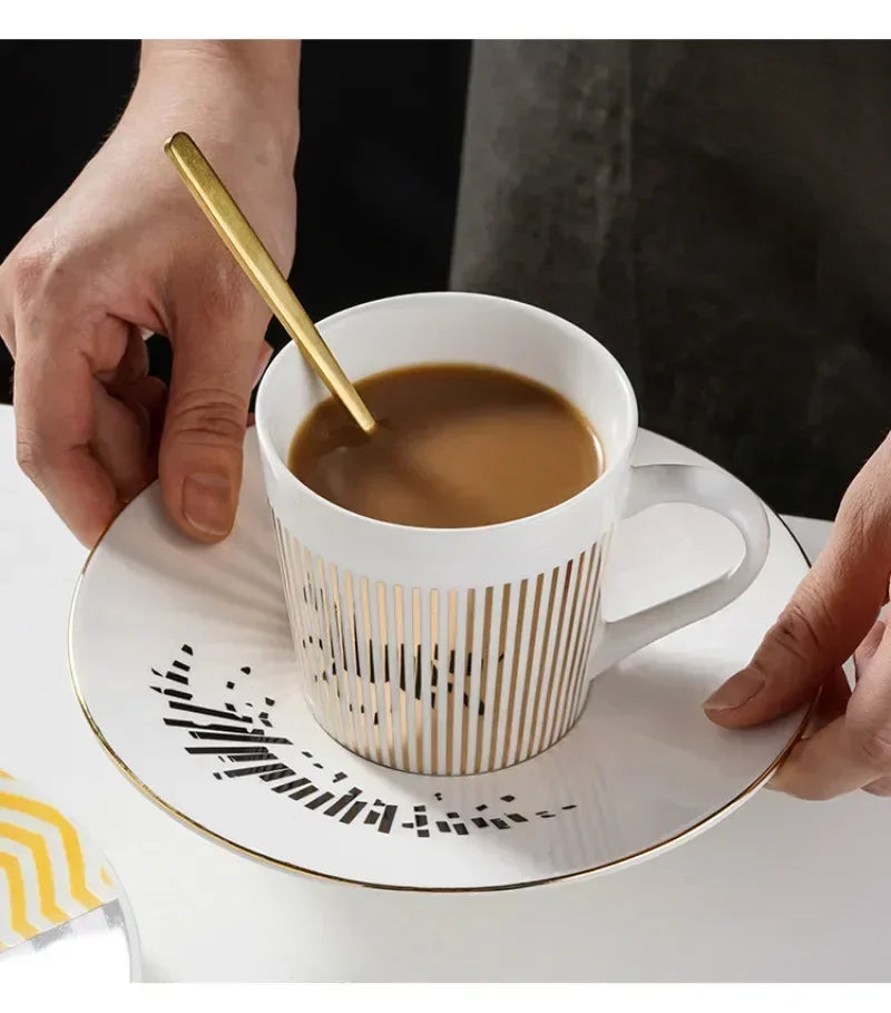 New Dynamic Mirror Reflection Cup Mug 250~300ml Home Drinkware Creative Ceramic Anamorphic Cup Coffee Tea Set Interesting Gift