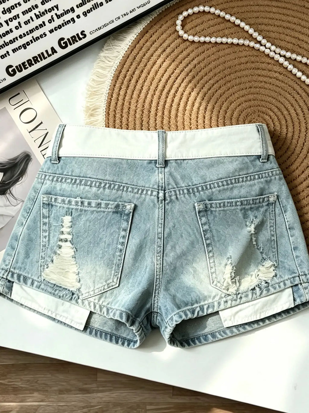 Retro Flanged Waist Ripped Denim Shorts Women's Summer Sexy Hip-wrapped Straight Hot Pants