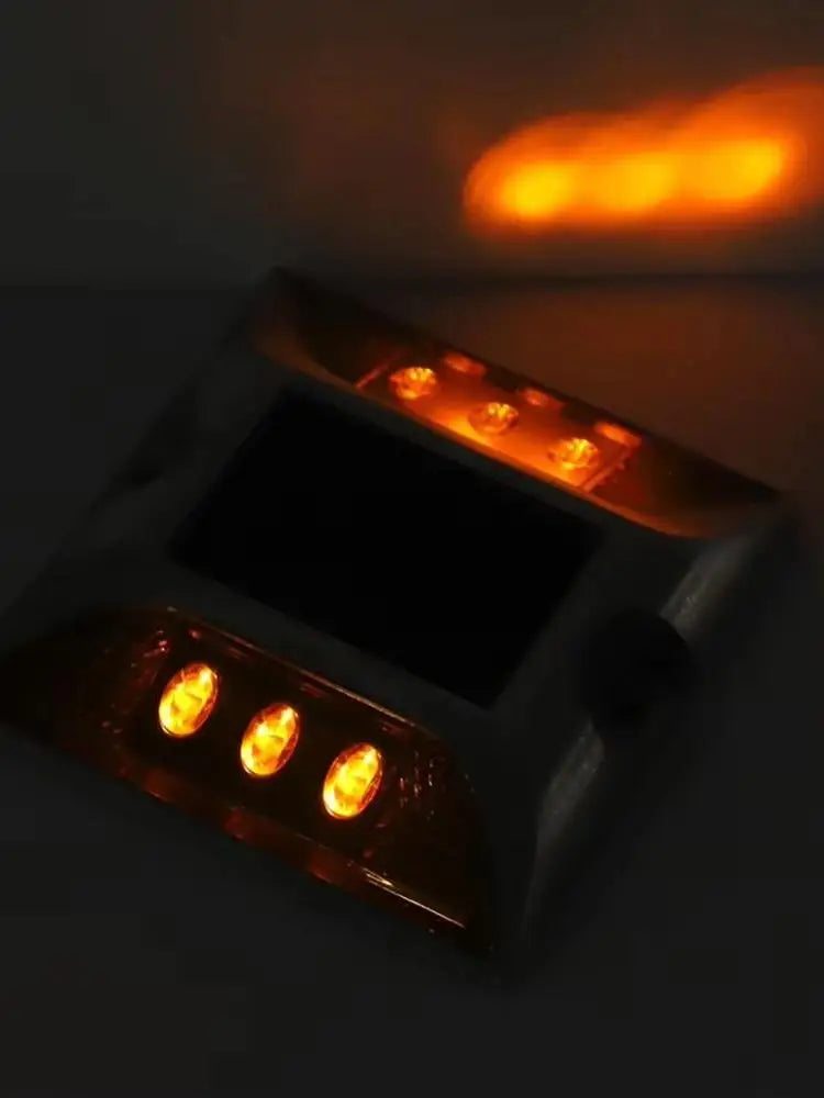 Square Solar Road Stud Light IP68 Waterproof Double Side Traffic Marker Light Flashing Reflective Solar Energy Spike Lights