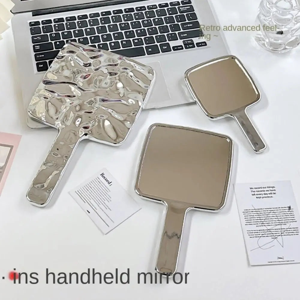 Beauty High Definition Handheld Mirror Liquid Shape Silver Makeup Mirror Fashion Travel Vanity Mirror Household