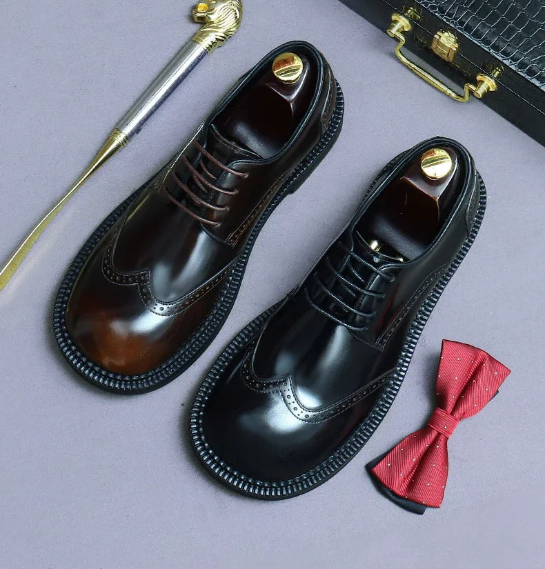 Retro Mens Dress Brogues Shoes Luxury Genuine Leather Round Toe Handmade Fashion Flat Autumn Black Wedding Social Shoes Man 2025