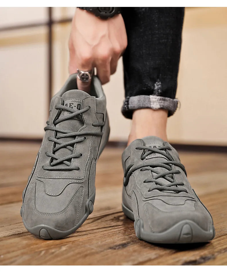 Men's Shoes New Fashion Breathable Non-slip Wear-resistant Outdoor Casual Mid-Top Lace-Up Sneakers