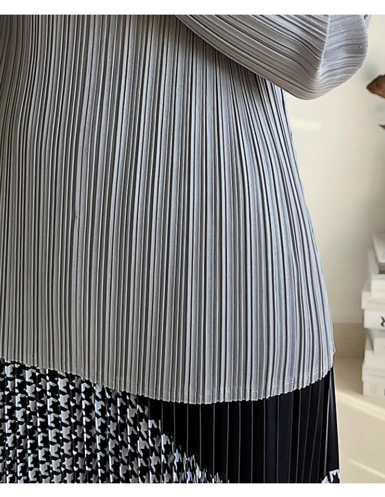 Miyake Pleated Long Sleeves Tops Fall 2025 Winter Korean Fashion Women Classic Solid Color Turtleneck Casual Elegant T-shirt