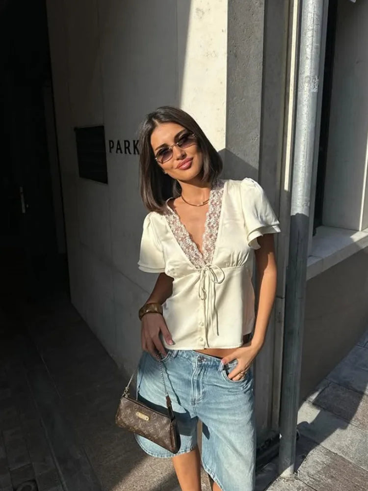 CNYISHE Lace Patchwork Solid Short Sleeve Tops for Women V Neck Sheath Fashion Tees Female Sexy Club T-shirts Elegant Casual