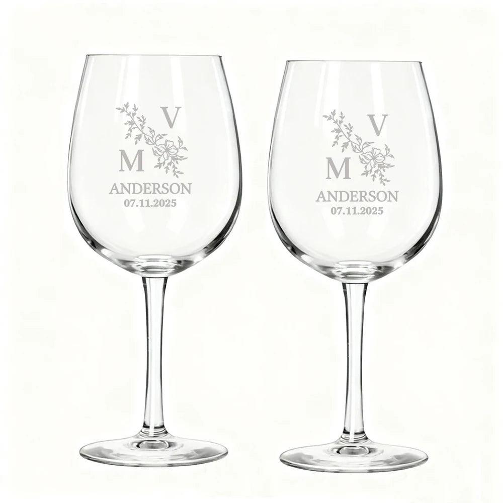 Personalized Engraved Wine Glasses Monogram Anniversary Couple Wine Glasses Set of 2pcs Wedding Toasting Glass Housewarming Gift