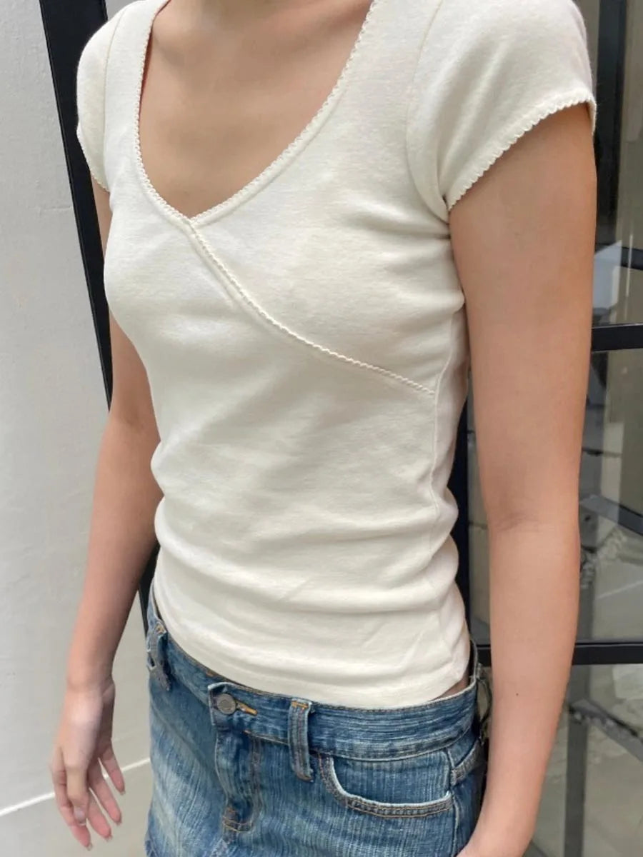 Vintage Slim Fit Cotton T-Shirt Summer V-Neck Streetwear 2025 Femme Sweet Cute Y2K Style Simple Top for Women