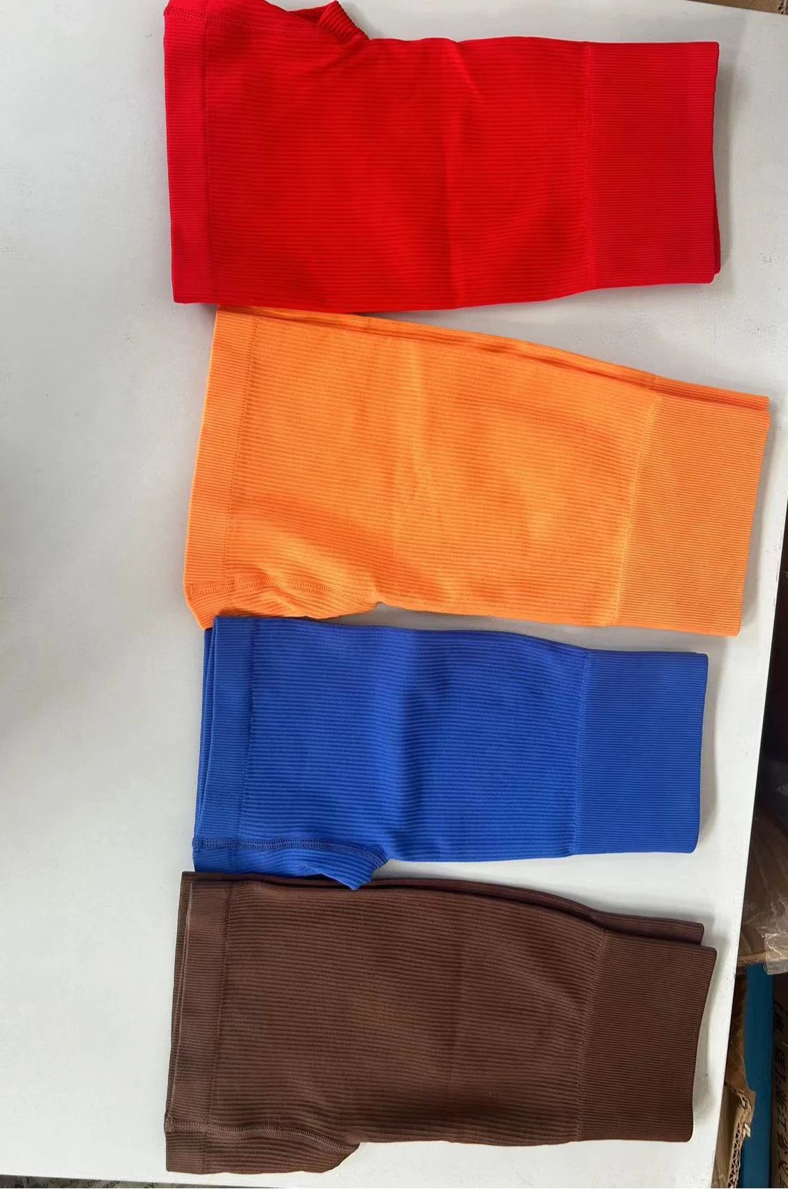 Women's Ribbed Knited Shorts Seamless Yoga Shorts Stretchy High Waist Shorts Sexy Hip Liftting Cycling Running Three Point Pants