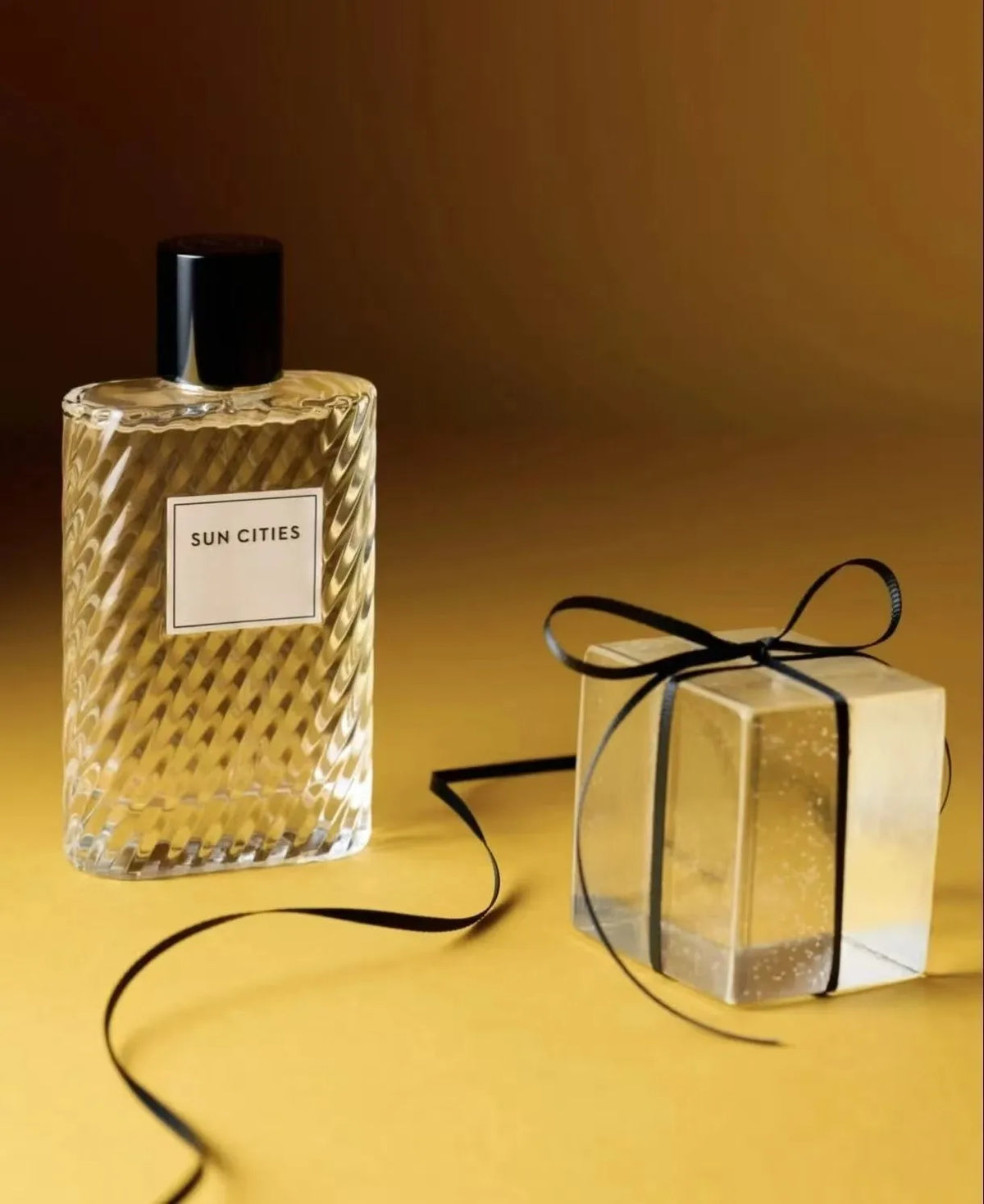 100ml Unisex Long Lasting Eau de Parfum, Italian Citrus Peach Osmanthus Leather Notes, Woody Musk Amber Rich Fragrance Perfume
