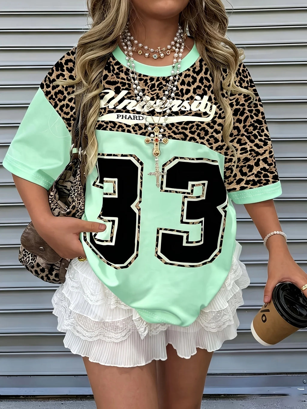 Summer women's T-shirt with digital prints lightweight and breathable suitable for casual sports and outdoor activities