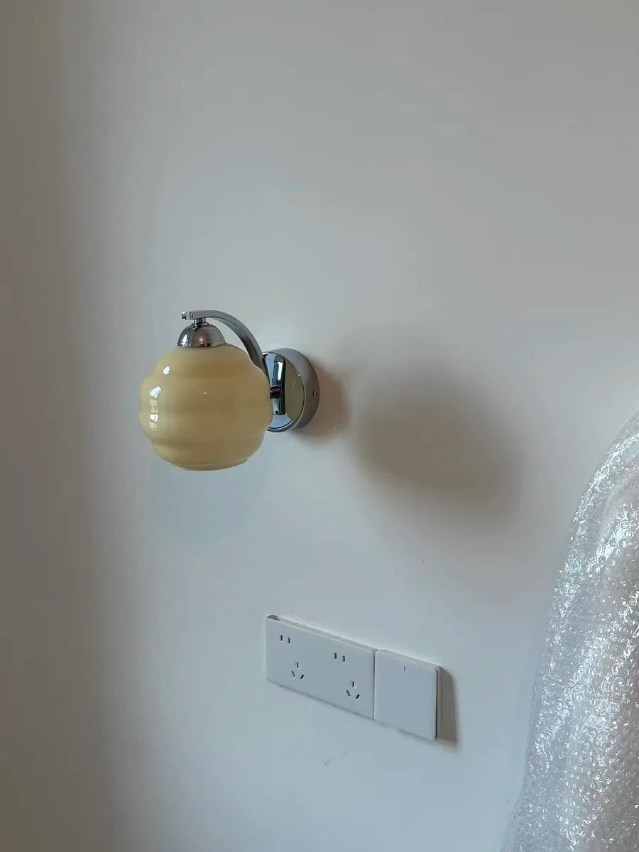 IWHD Milky Glass Ball LED Wall Lamp Sconce Iron Wrount Bedroom Living Room Bathroom Mirror Light Nordic Modern Wandlamp Applique