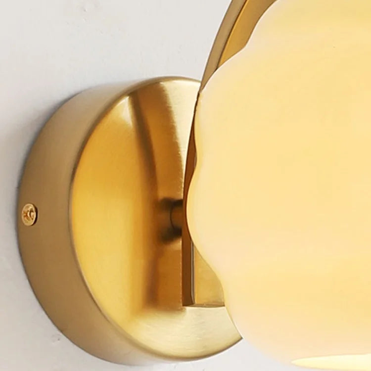 IWHD Milky Glass Ball LED Wall Lamp Sconce Iron Wrount Bedroom Living Room Bathroom Mirror Light Nordic Modern Wandlamp Applique