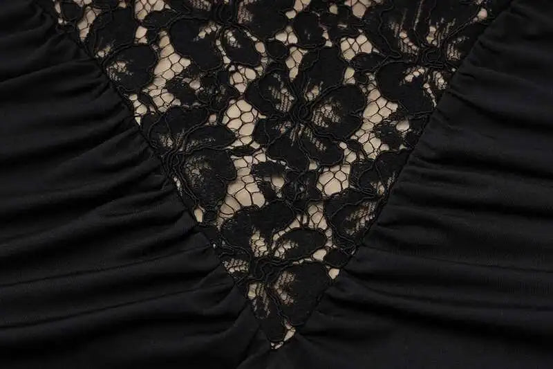 Mozision Lace Halter Backless Sexy Maxi Dress For Women Black Off-shoulder Strapless Sleeveless Bodycon Club Party Long Dress