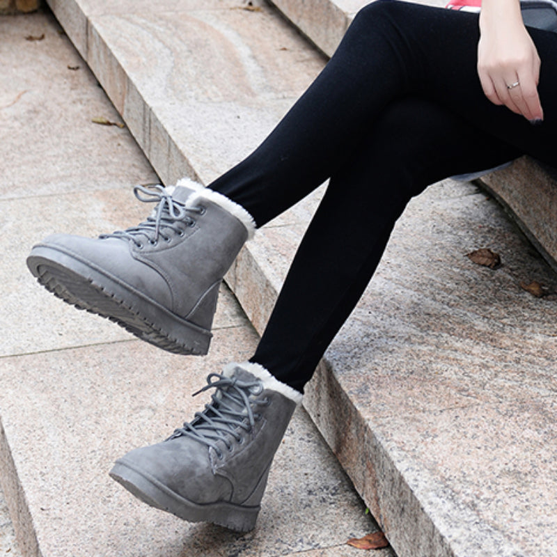 BCEBYL Autumn and Winter Fashion New Casual Comfortable Plus Velvet Warm Solid Color Cross Belt Round Toe Women's Short Boots