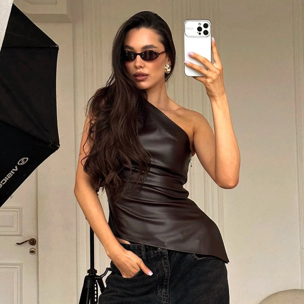 Pure Color Slim One-Shoulder Sleeveless Jacket with Slanting Collar And Zipper for Women Fall Winter 2025 Fashion Show Thin