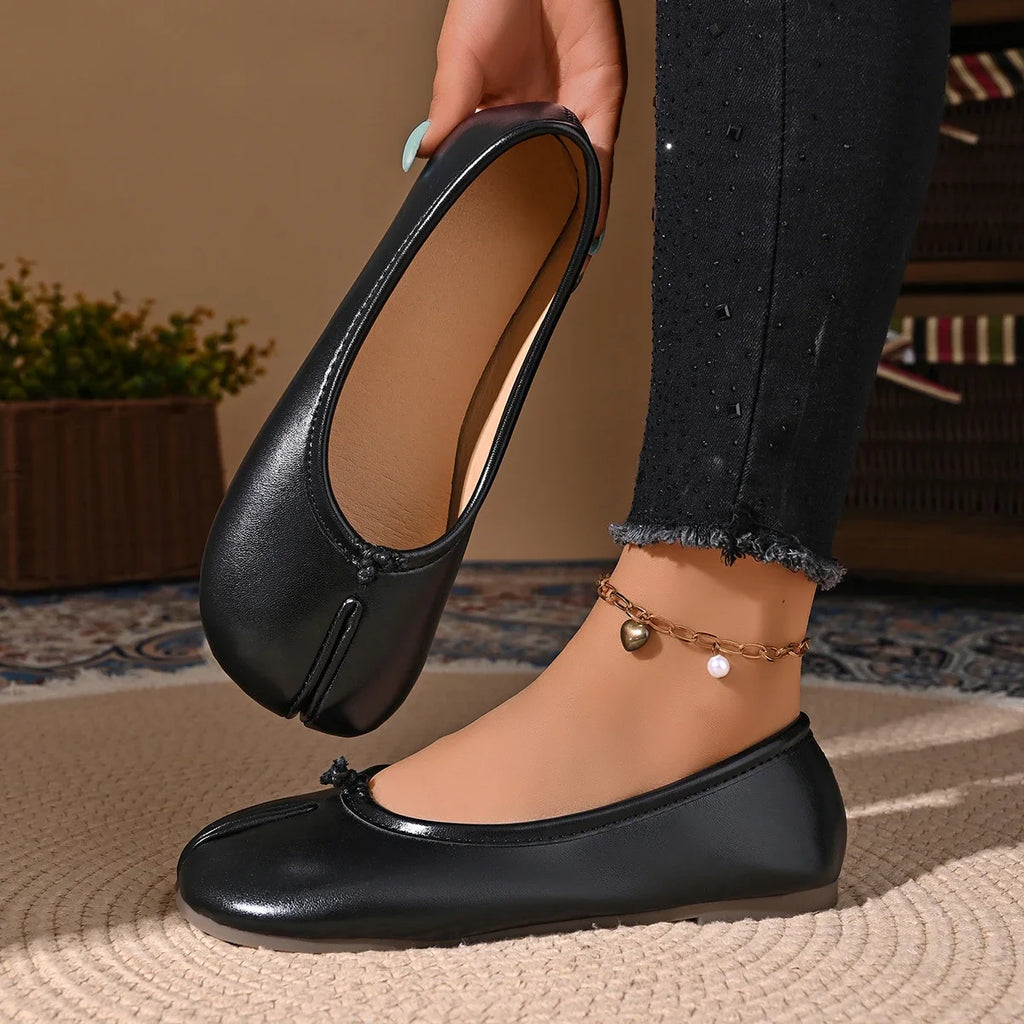 Japanese Style Tabi Ninja Shoes Women Cozy Leather Flats Split Hoof Toe Loafers Femme Mary Jeans Mocasines Ladies Ballerina Shoe