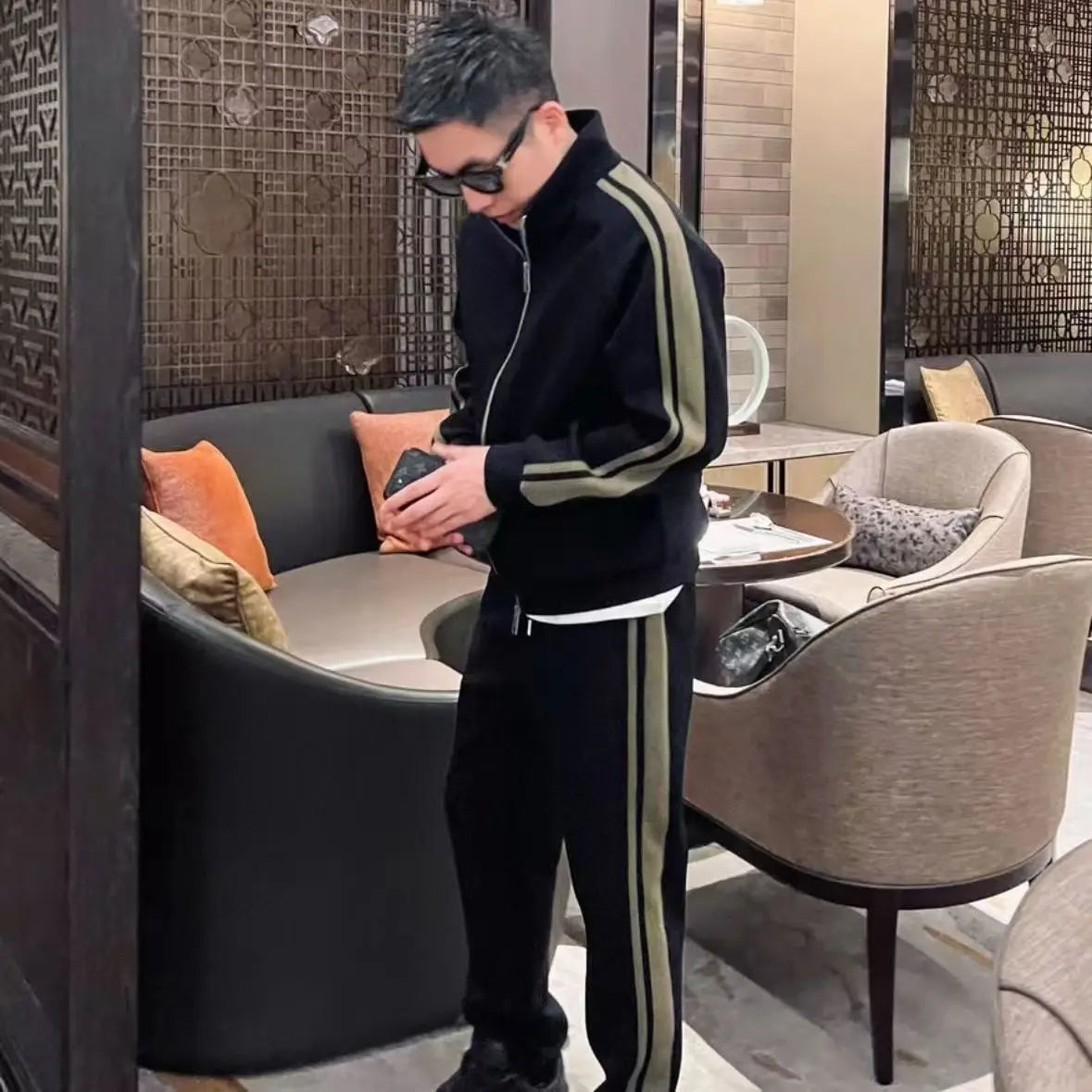 Autumn warm sports Men Sets suit for men zipper stand-up collar cardigan jacket straight leg sweatpants two-piece set