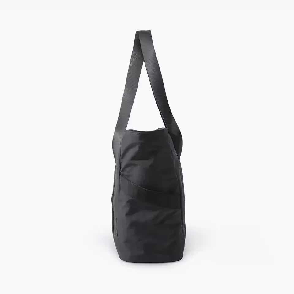 Women Tote Bag Waterproof Travel Duffel Bag Lightweight Shoulder Weekender Overnight Bag for Gyms Weekend Getaway