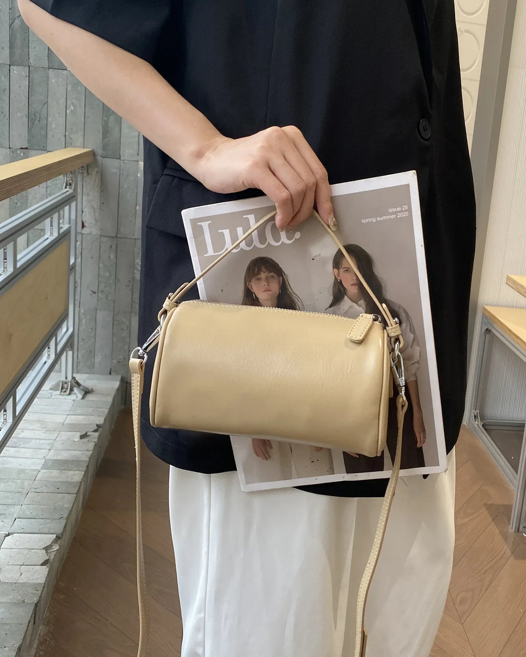 Ladies' Genuine Leather Small Shoulder Bag for Women Crossbody Fashionable Simple and Practical Soft Leather Darling Phone Bag