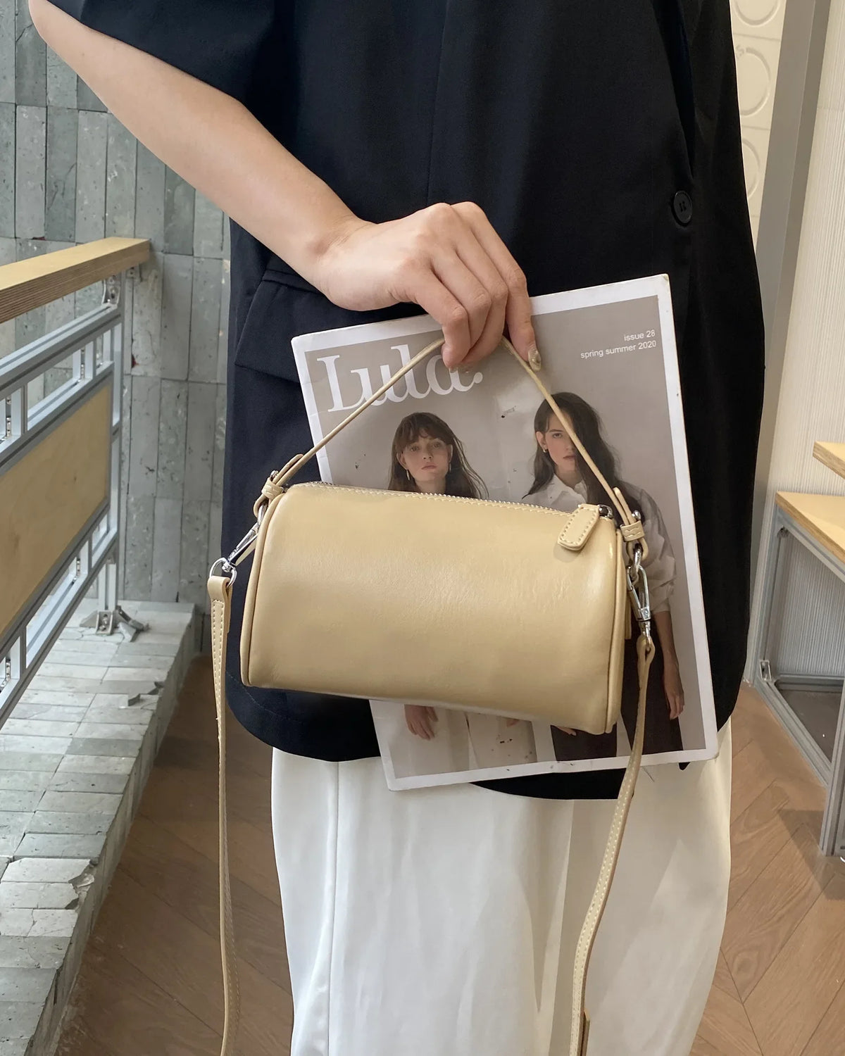 Ladies' Genuine Leather Small Shoulder Bag for Women Crossbody Fashionable Simple and Practical Soft Leather Darling Phone Bag