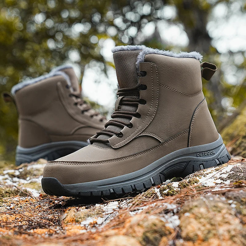 New Men's Hiking Boots Thickened Non-Slip Warm Flat High Top Boots Casual Winter Outdoor Leather Snow Boots Oversized Work Boots