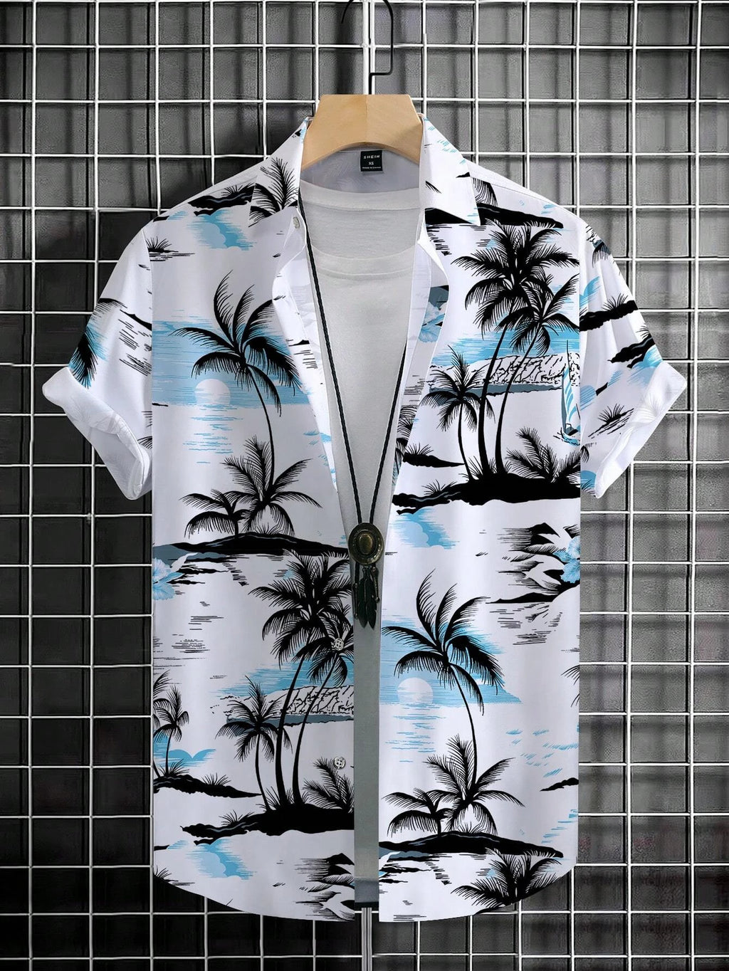 Men's Coconut Tree Graphic Print Short Sleeve Lapel Shirt Tops Men's Casual Button-Down Shirts For Summer Daily Wear And Resort