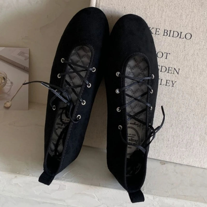 Fashion Cross Lace Up Ballet Flats Women Comfort Round Toe Soft Sole Designer Autumn Flats Elegant Party Dress Shoes for Ladies