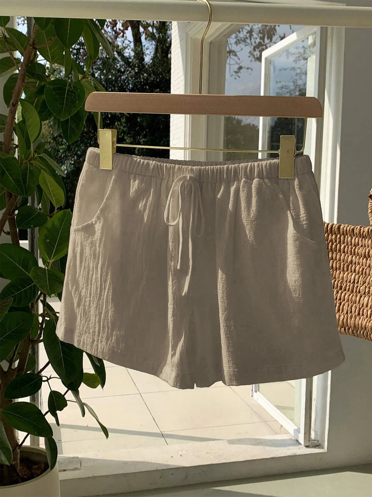 Ladies New Spring Summer Linen Solid Color Casual Sports Elastic Waist Drawstring Short Pants