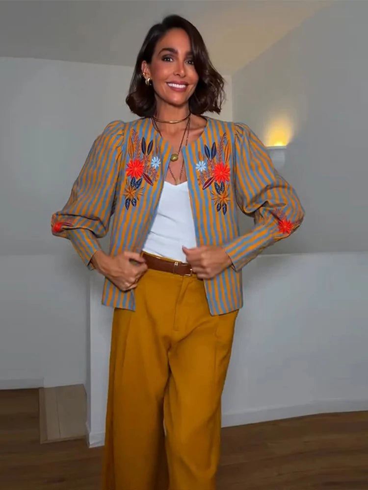 Fashion Striped Flower Embroidered Jacket Round Neck Long Sleeve Loose Coat Casual 2026 Early Autumn New Daily Ladies Clothing